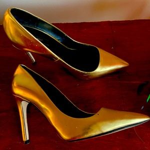 Metallic Gold Pump